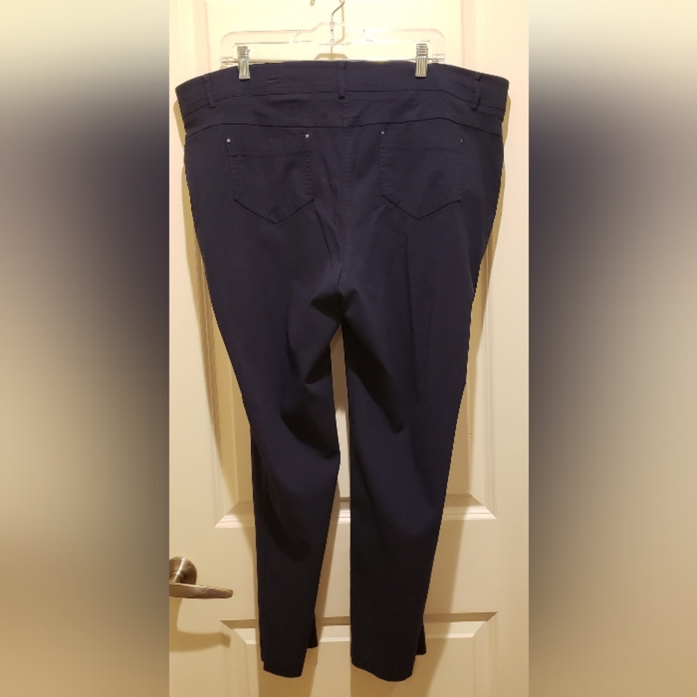 89th & Madison Navy Women's Skinny Pants - Picture 2 of 13